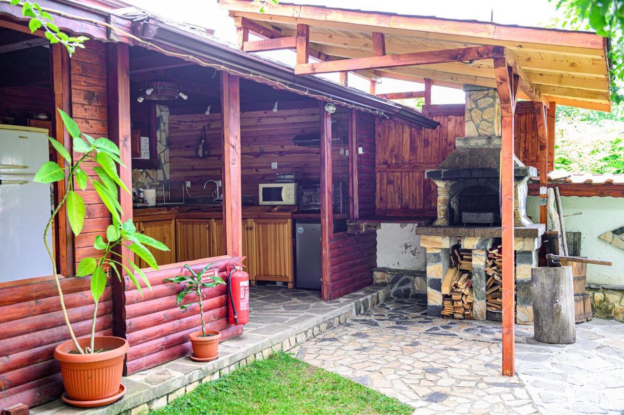 ספרבה בניה Medi Guest House מראה חיצוני תמונה