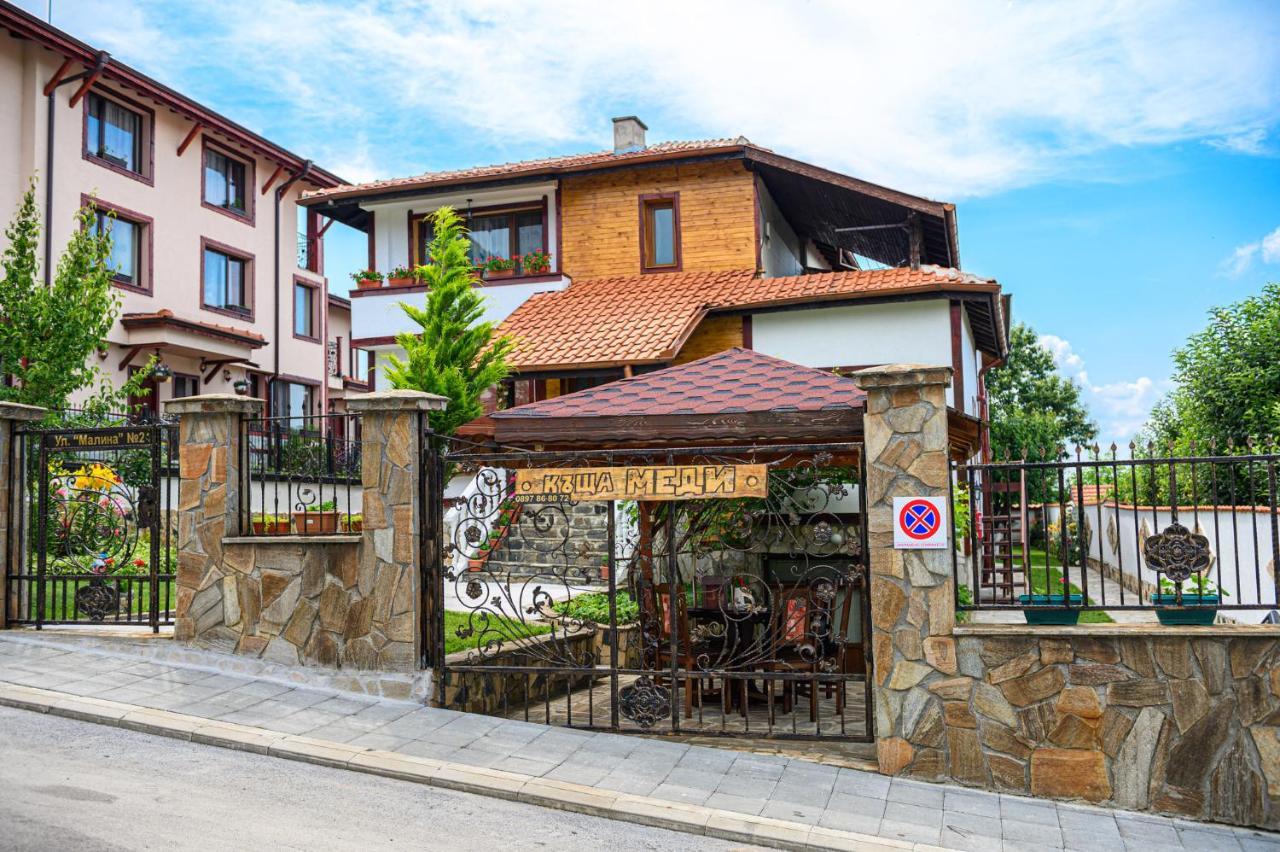 ספרבה בניה Medi Guest House מראה חיצוני תמונה
