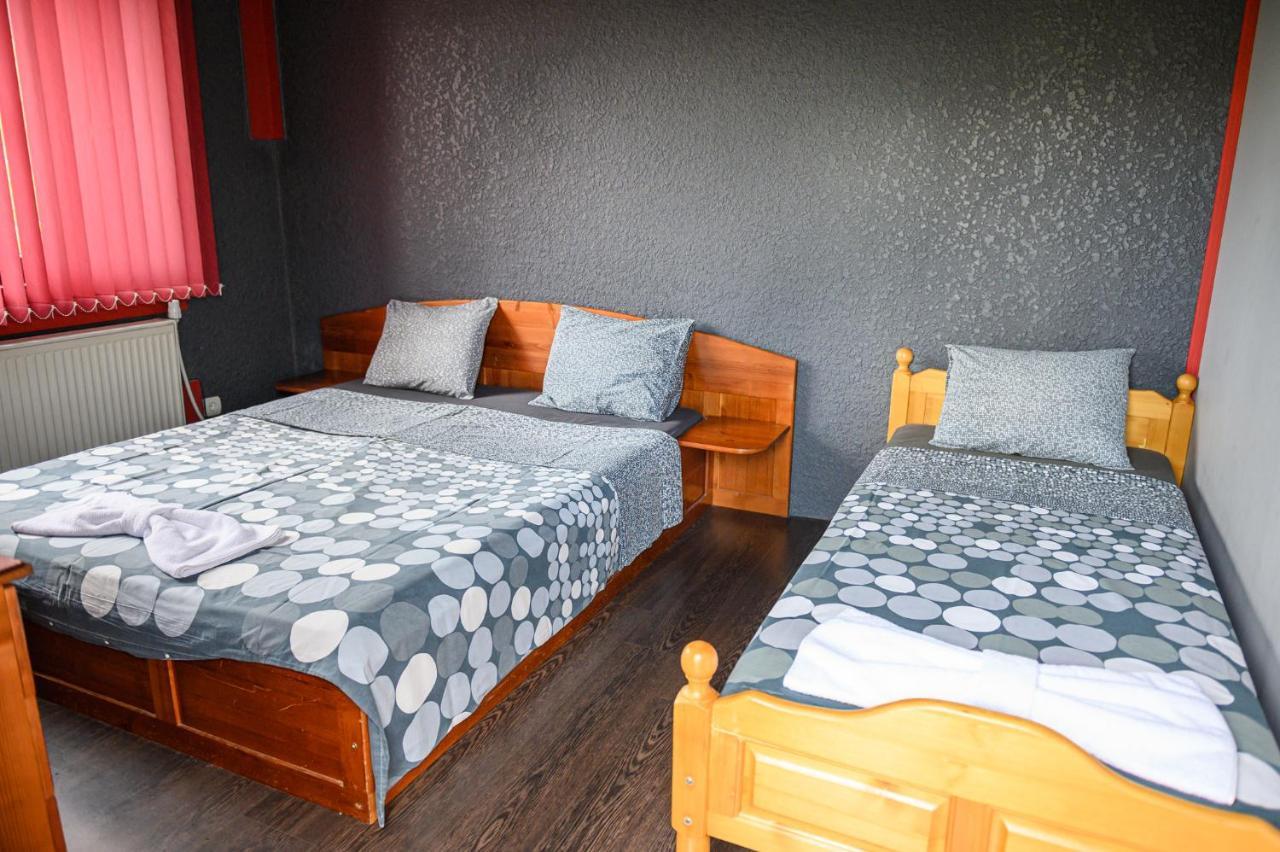 ספרבה בניה Medi Guest House מראה חיצוני תמונה