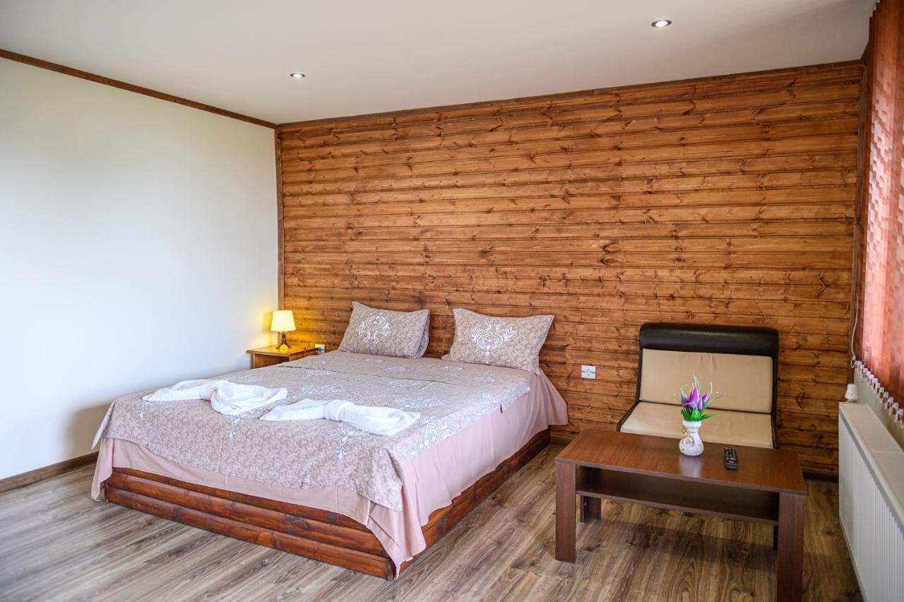 ספרבה בניה Medi Guest House מראה חיצוני תמונה