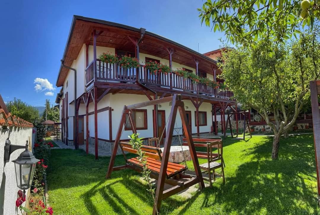 ספרבה בניה Medi Guest House מראה חיצוני תמונה